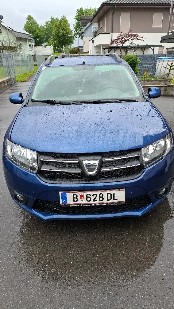 Dacia Logan 2015 photo 2