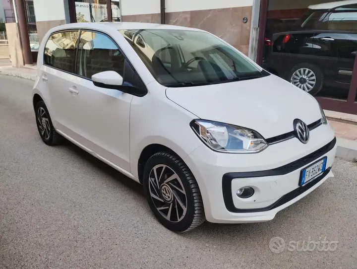 Volkswagen Up