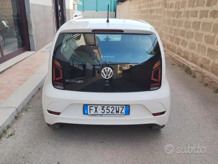 Volkswagen Up 2019 photo 5