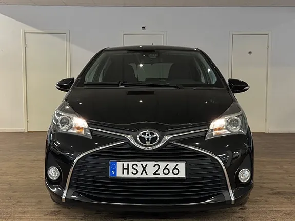 Toyota Yaris 2015 photo 4