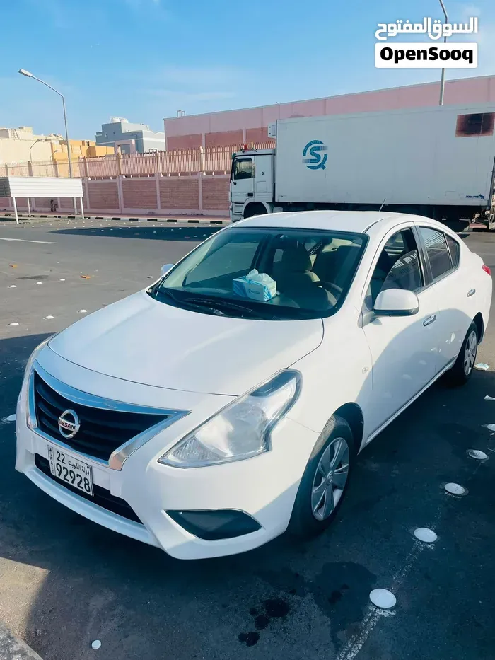 Nissan Sunny 2016 photo 2