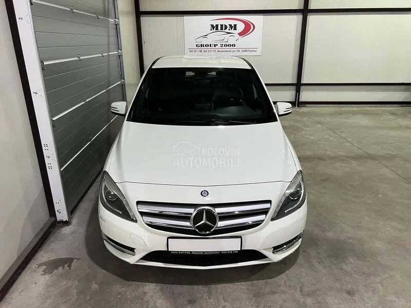 Mercedes-Benz B-Class 2012 photo 4