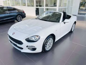 Fiat 124 Spider 2019 photo 2