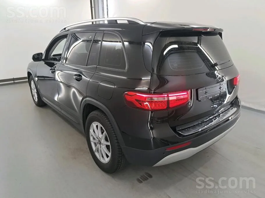 Mercedes-Benz Glb180D 2021 photo 3