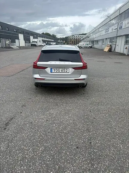 Volvo V60 2019 photo 4