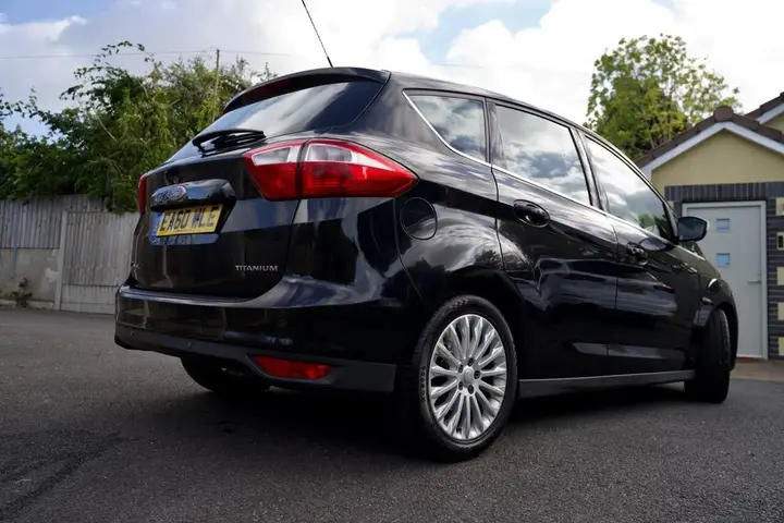 Ford C-Max 2010 photo 3