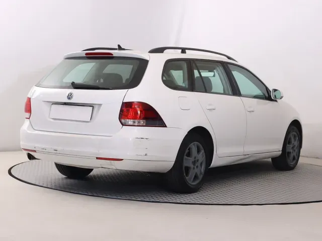 Volkswagen Golf Variant 2013 photo 4