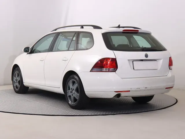 Volkswagen Golf Variant 2013 photo 3