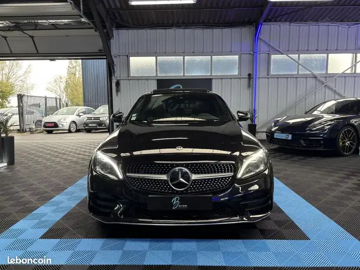 Mercedes-Benz C-Class 2018 photo 2