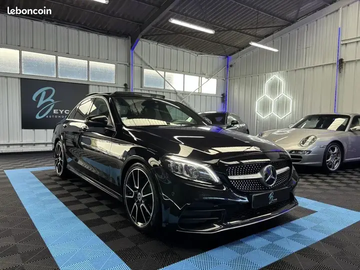 Mercedes-Benz C-Class 2018 photo 3