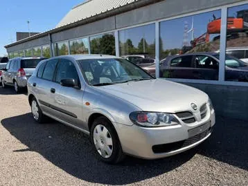 Nissan Almera