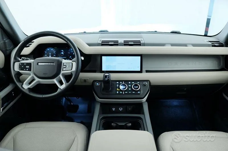 Land Rover Defender 2023 photo 5