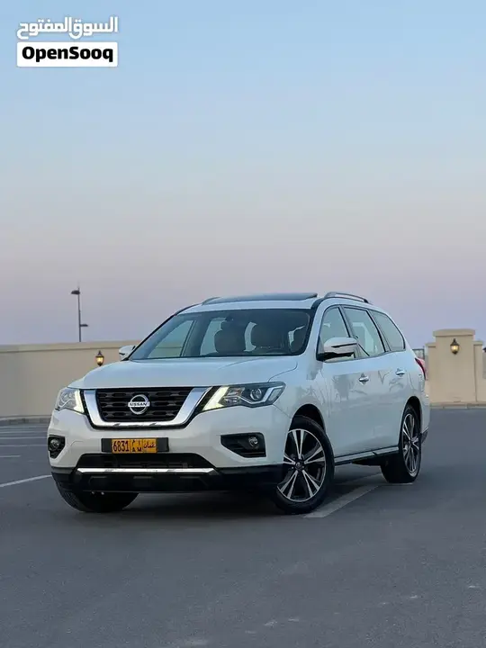 Nissan Pathfinder 2018 photo 2