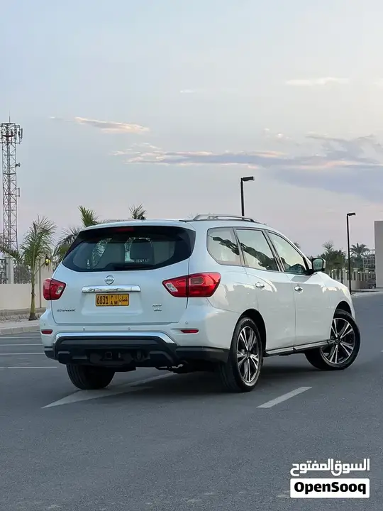 Nissan Pathfinder 2018 photo 3