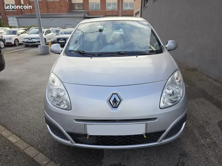 Renault Twingo 2009 photo 2