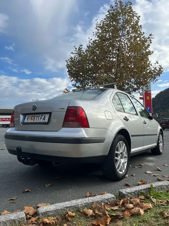 Volkswagen Bora 2001 photo 3