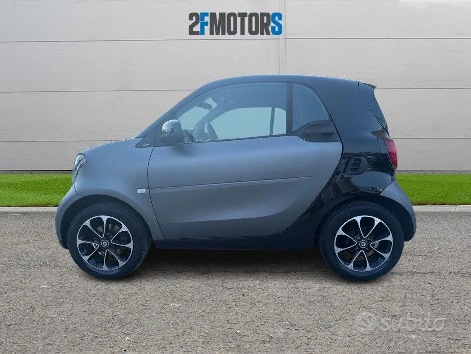 Smart Fortwo 2015 photo 4