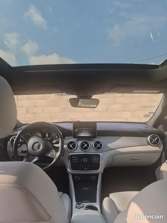 Mercedes-Benz B-Class 2016 photo 3