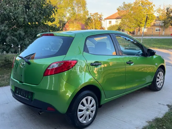 Mazda 2 2008 photo 5