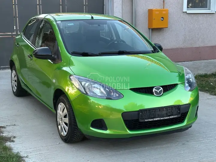 Mazda 2 2008 photo 3