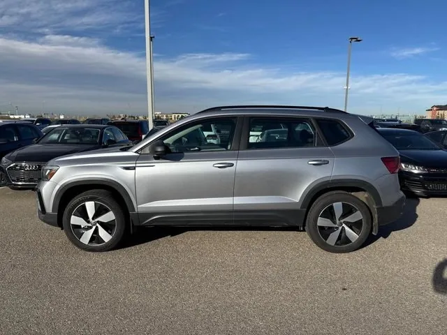 Volkswagen Taos 2024 photo 2