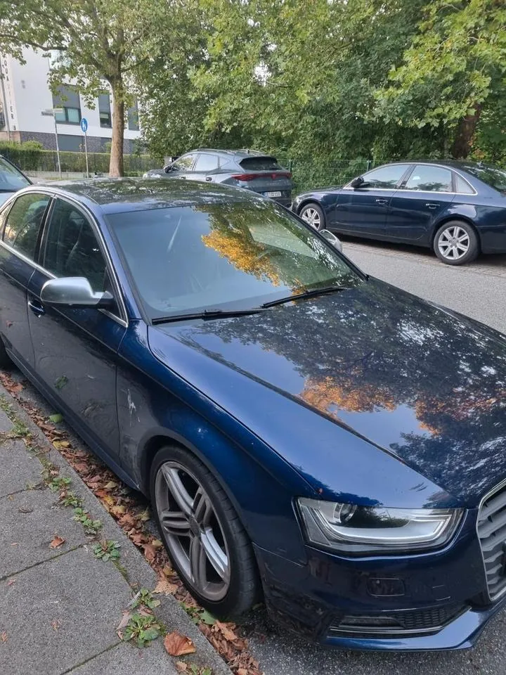 Audi S4