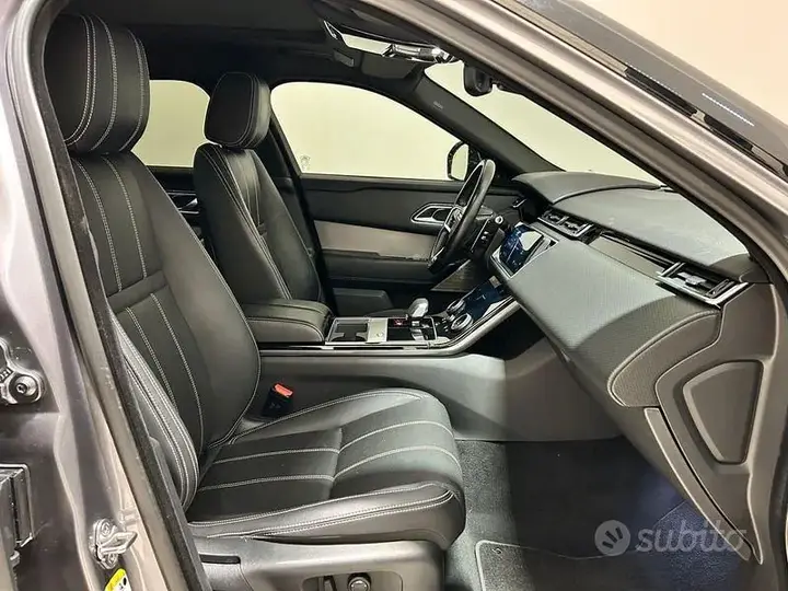 Land Rover Velar 2021 photo 3