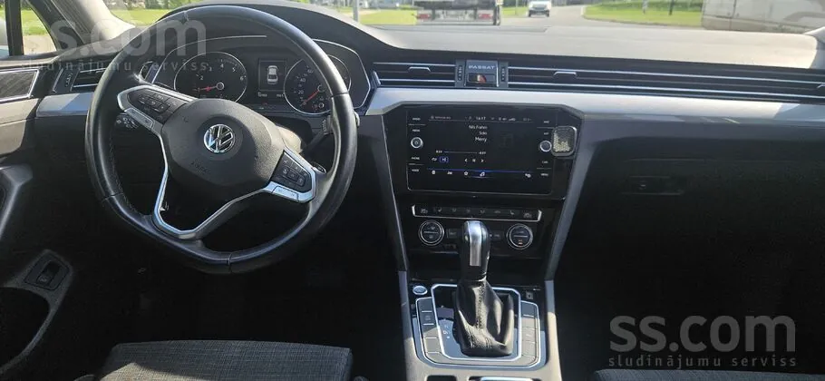 Volkswagen Passat 2020 photo 5
