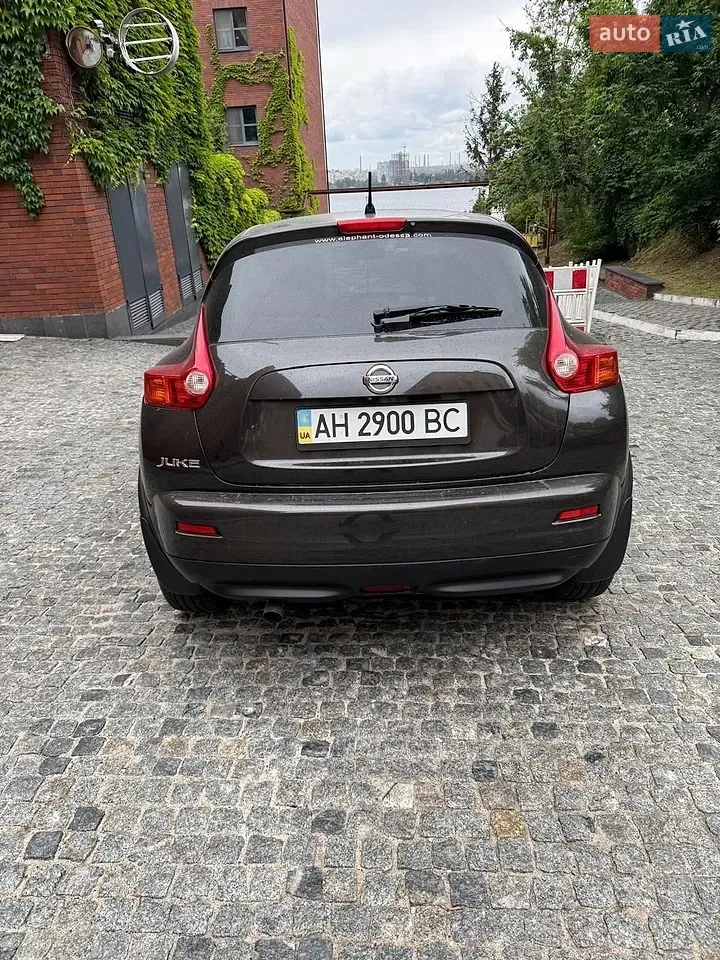 Nissan Juke 2012 photo 2
