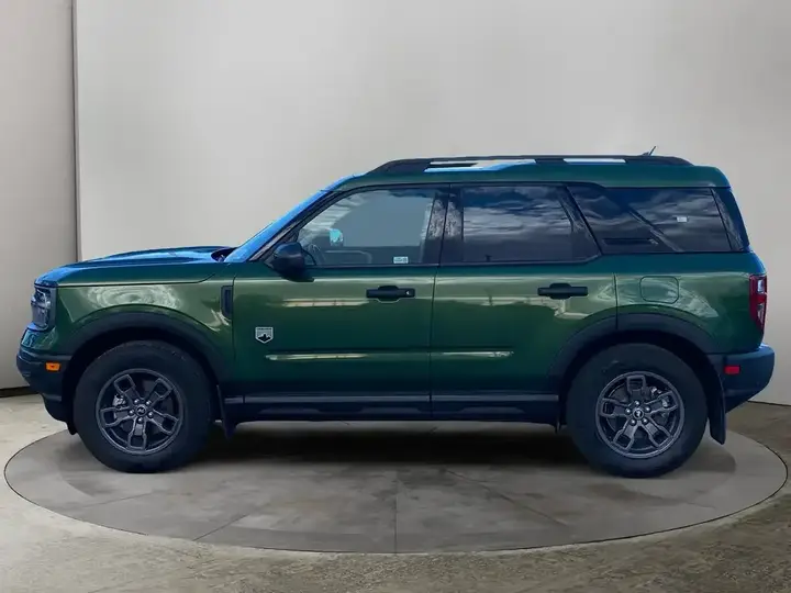 Ford Bronco Sport 2024 photo 2