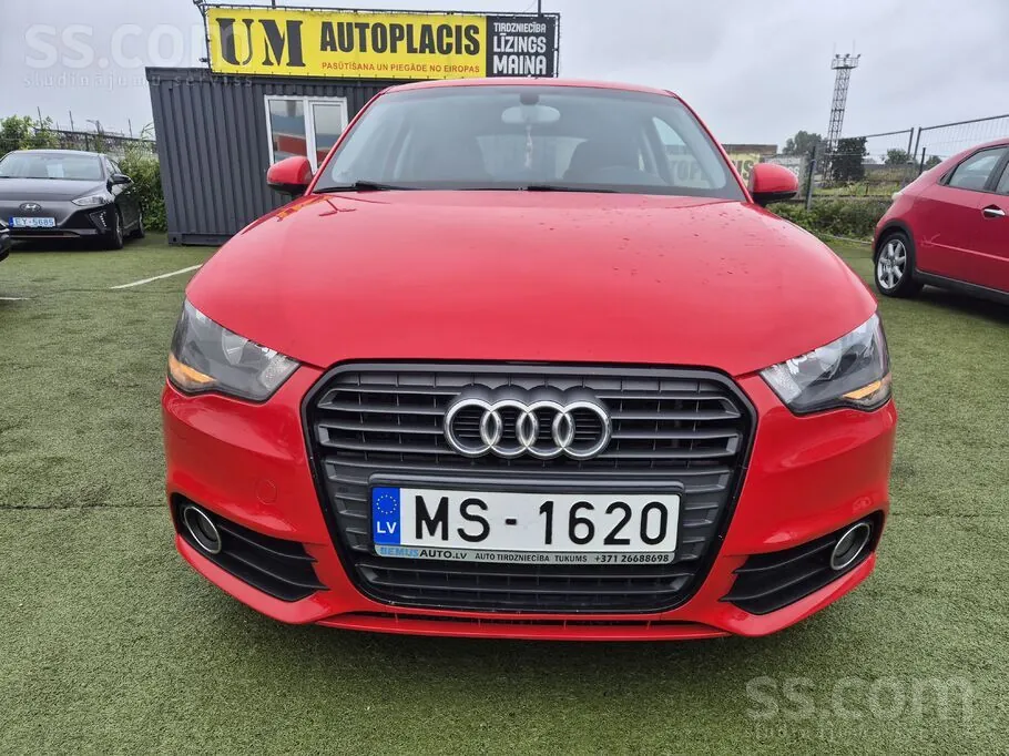 Audi A1 2011 photo 2