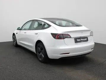 Tesla Model 3 2022 photo 2