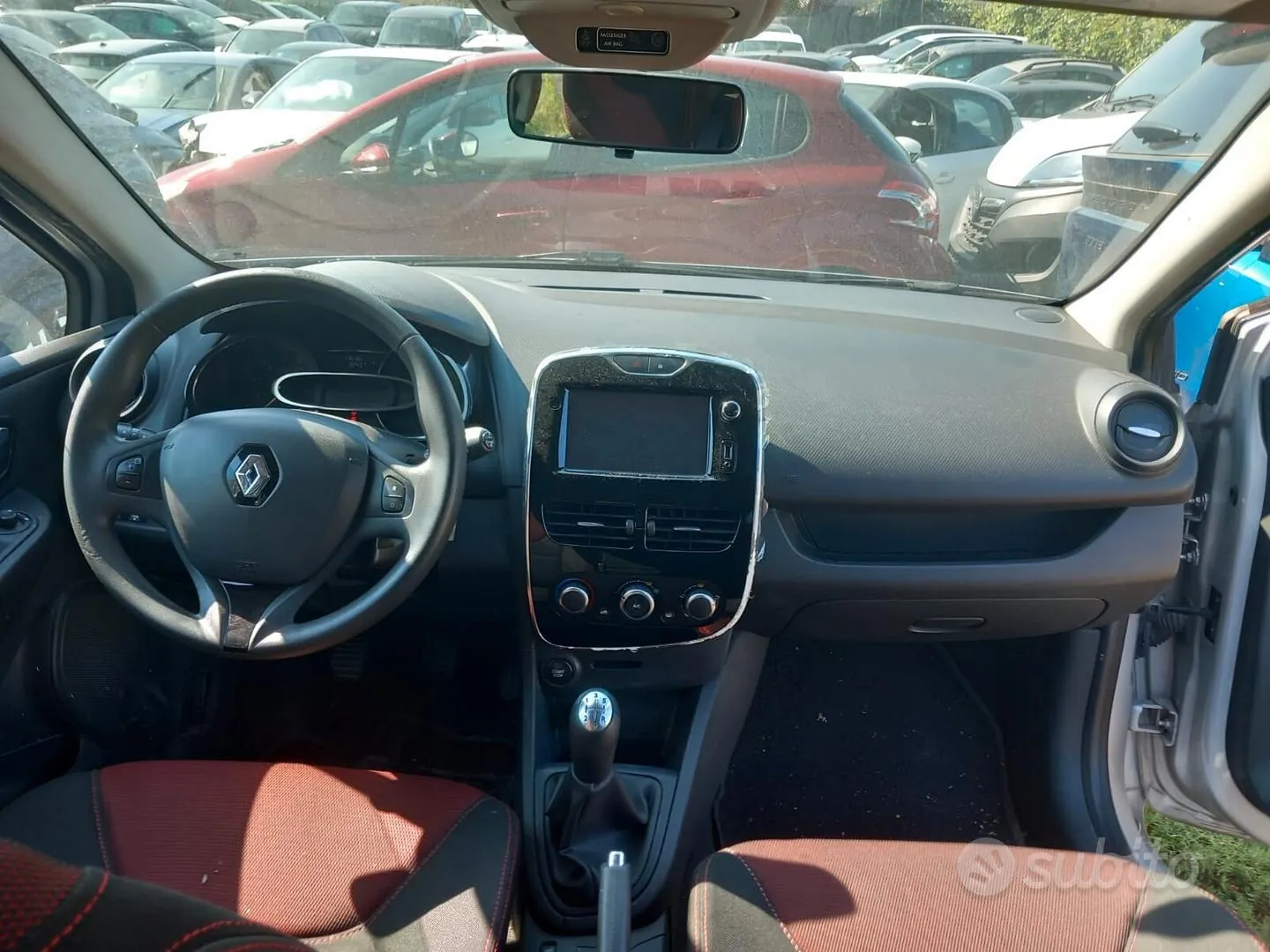 Renault Clio 2015 photo 5