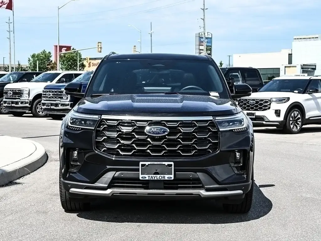 Ford Explorer 2026 photo 4