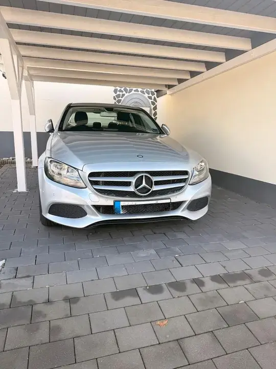 Mercedes-Benz C180