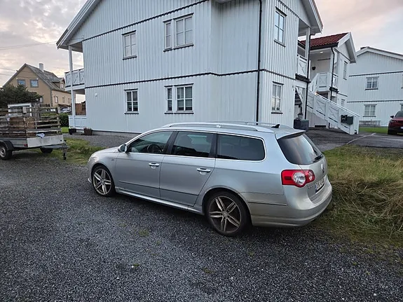 Volkswagen Passat 2010 photo 2