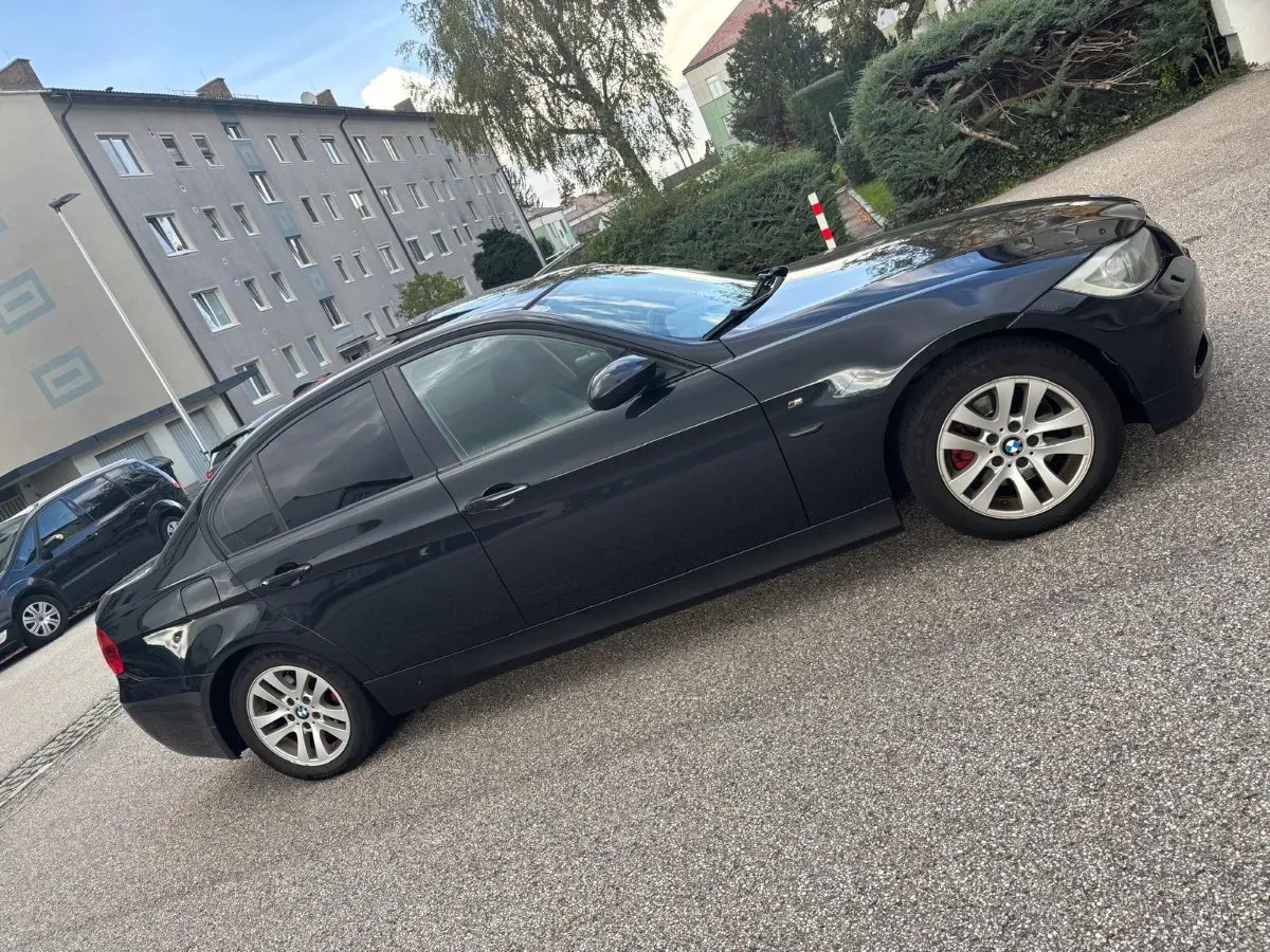 BMW 3 Series 2008 photo 3