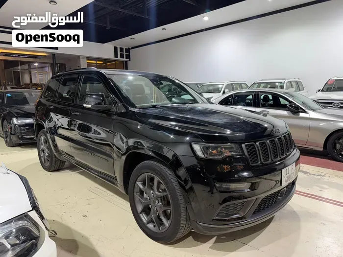 Jeep Grand Cherokee 2020 photo 2