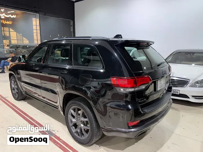 Jeep Grand Cherokee 2020 photo 4