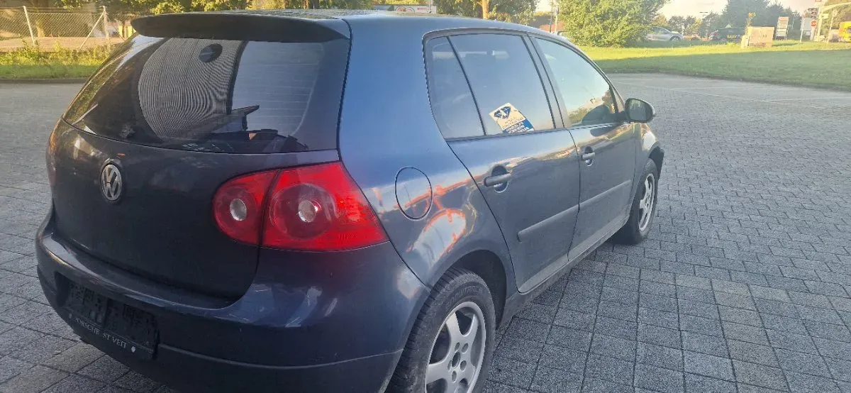Volkswagen Golf 2005 photo 3