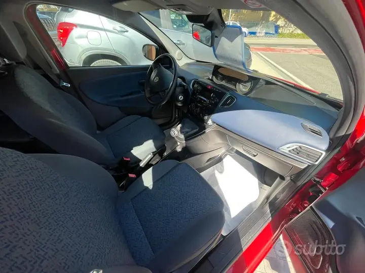 Lancia Ypsilon 2024 photo 3