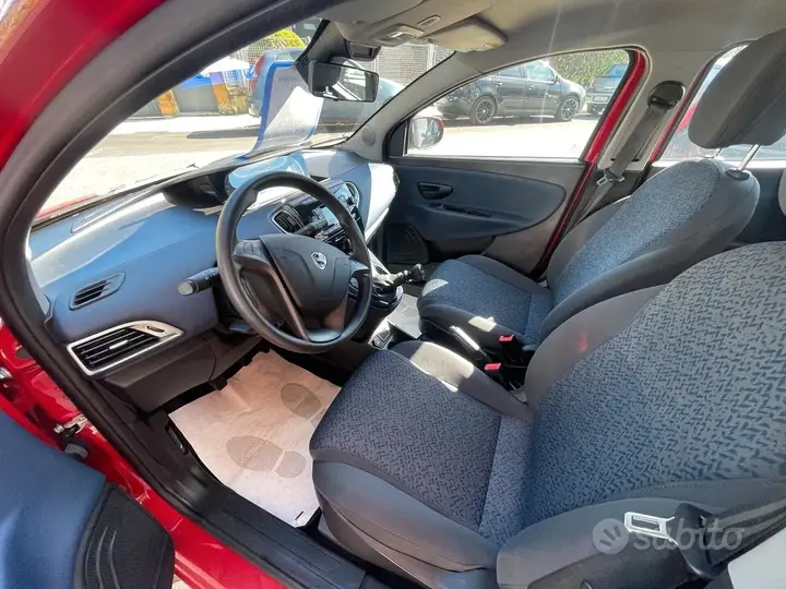Lancia Ypsilon 2024 photo 4