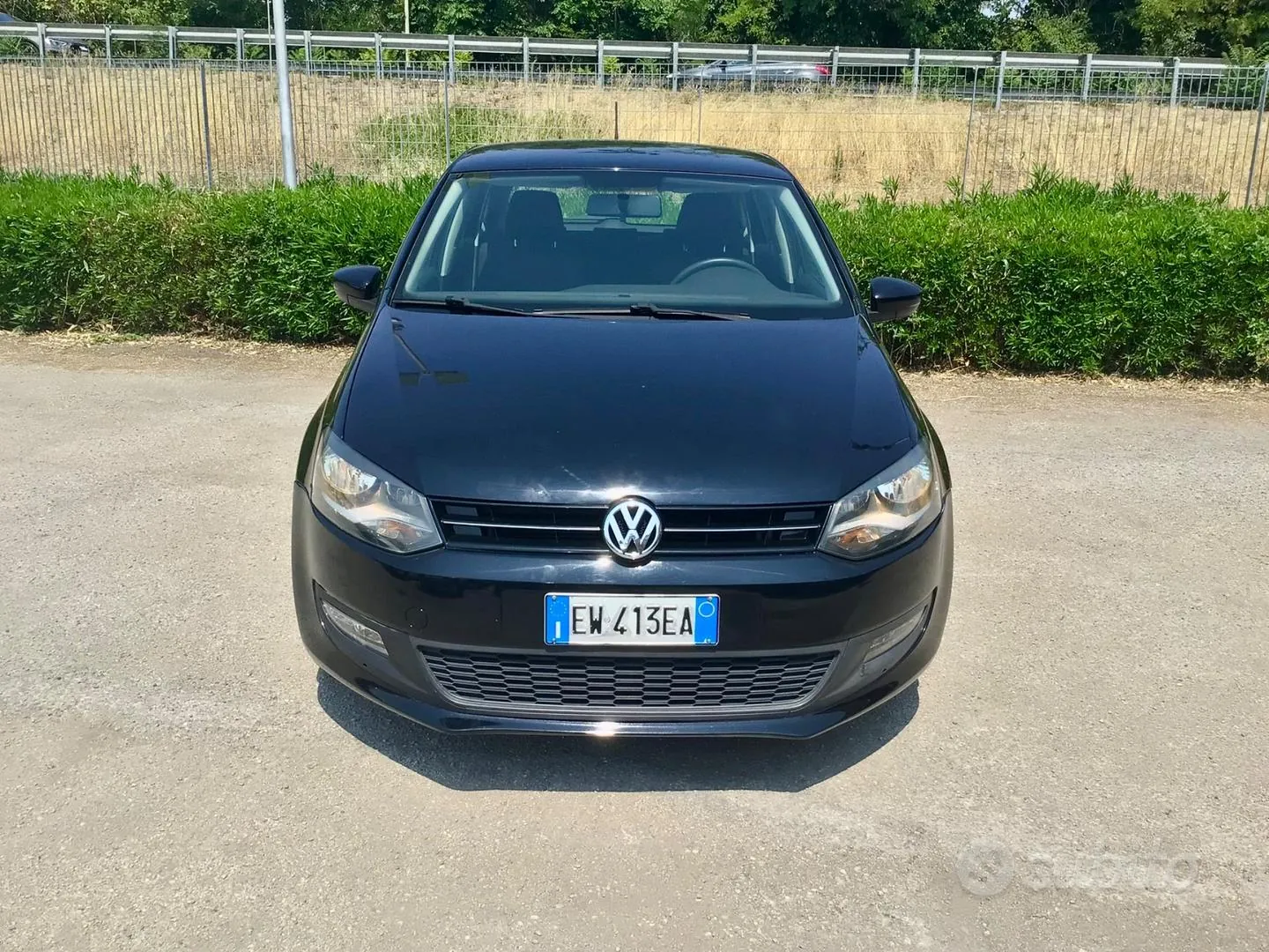 Volkswagen Polo 2014 photo 2