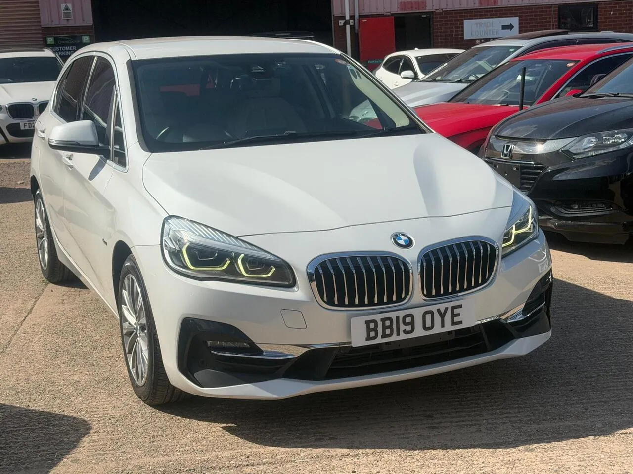 BMW 2 Series Active Tourer 2019 photo 2