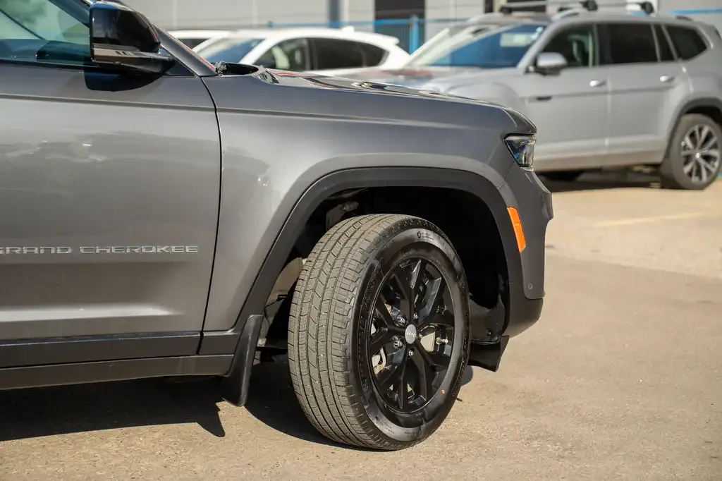 Jeep Grand Cherokee 2023 photo 5
