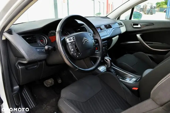 Citroen C5 2009 photo 5