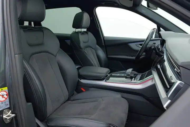 Audi Q7 2021 photo 3
