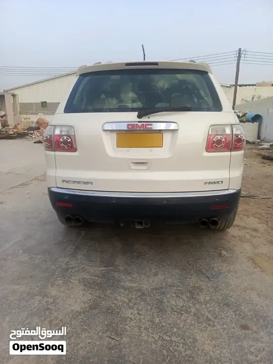 GMC Acadia 2012 photo 4