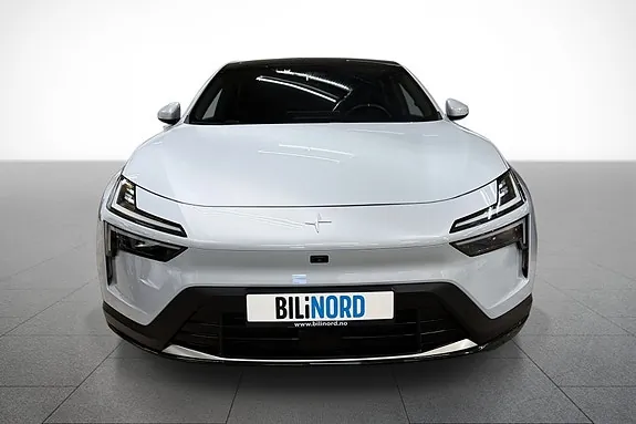 Polestar 4 2025 photo 2