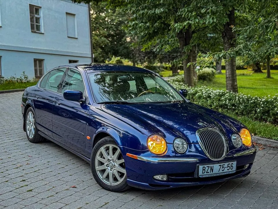 Jaguar S-Type